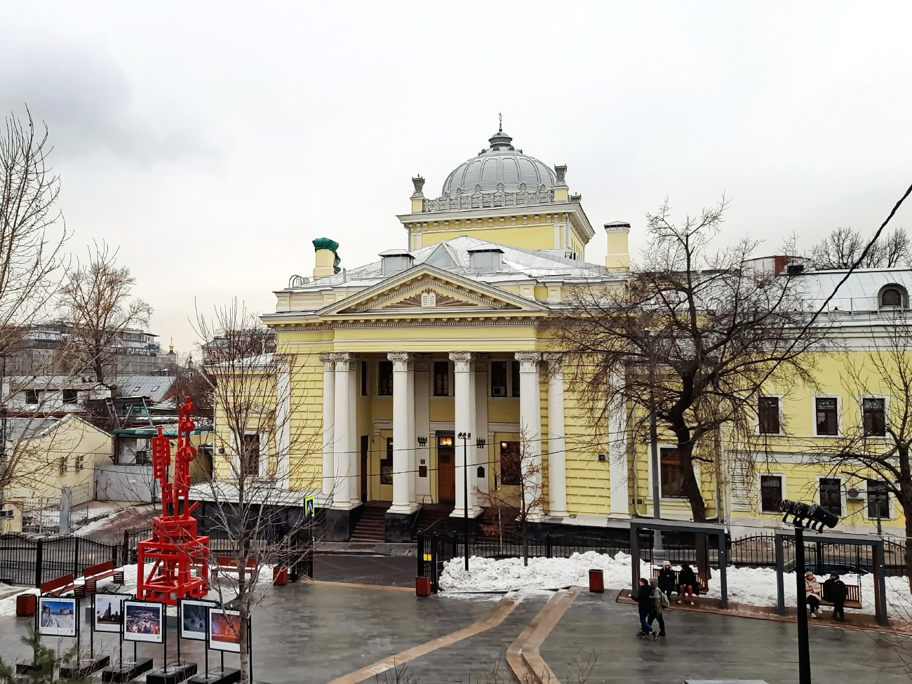 Москва, Большой Спасоглинищевский переулок,  10