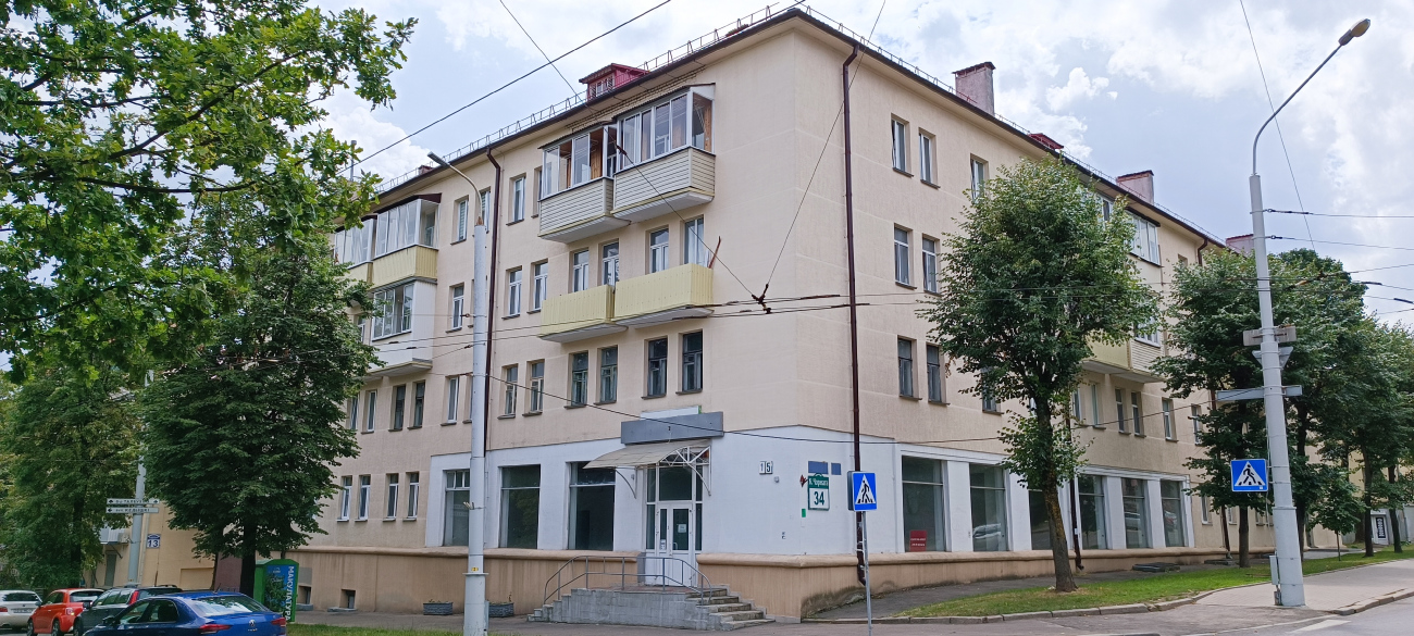 Минск, Улица Кузьмы Чорного, 34 / Улица Толбухина, 15