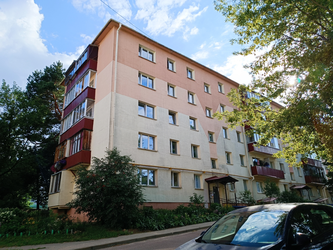 Мінск, Улица Михася Лынькова, 67