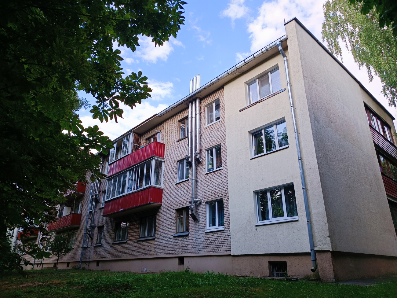 Минск, Улица Михася Лынькова, 93