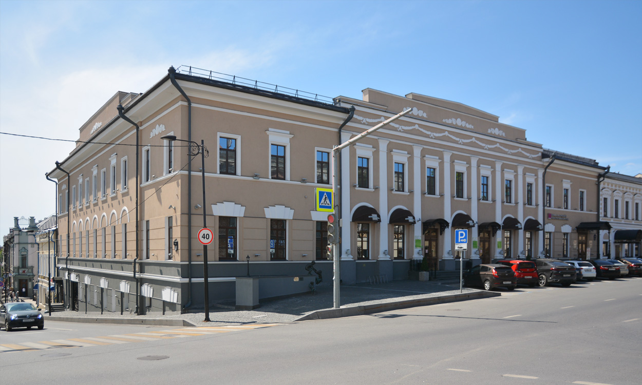 Казань, Улица Чернышевского, 10 / Профсоюзная улица, 6