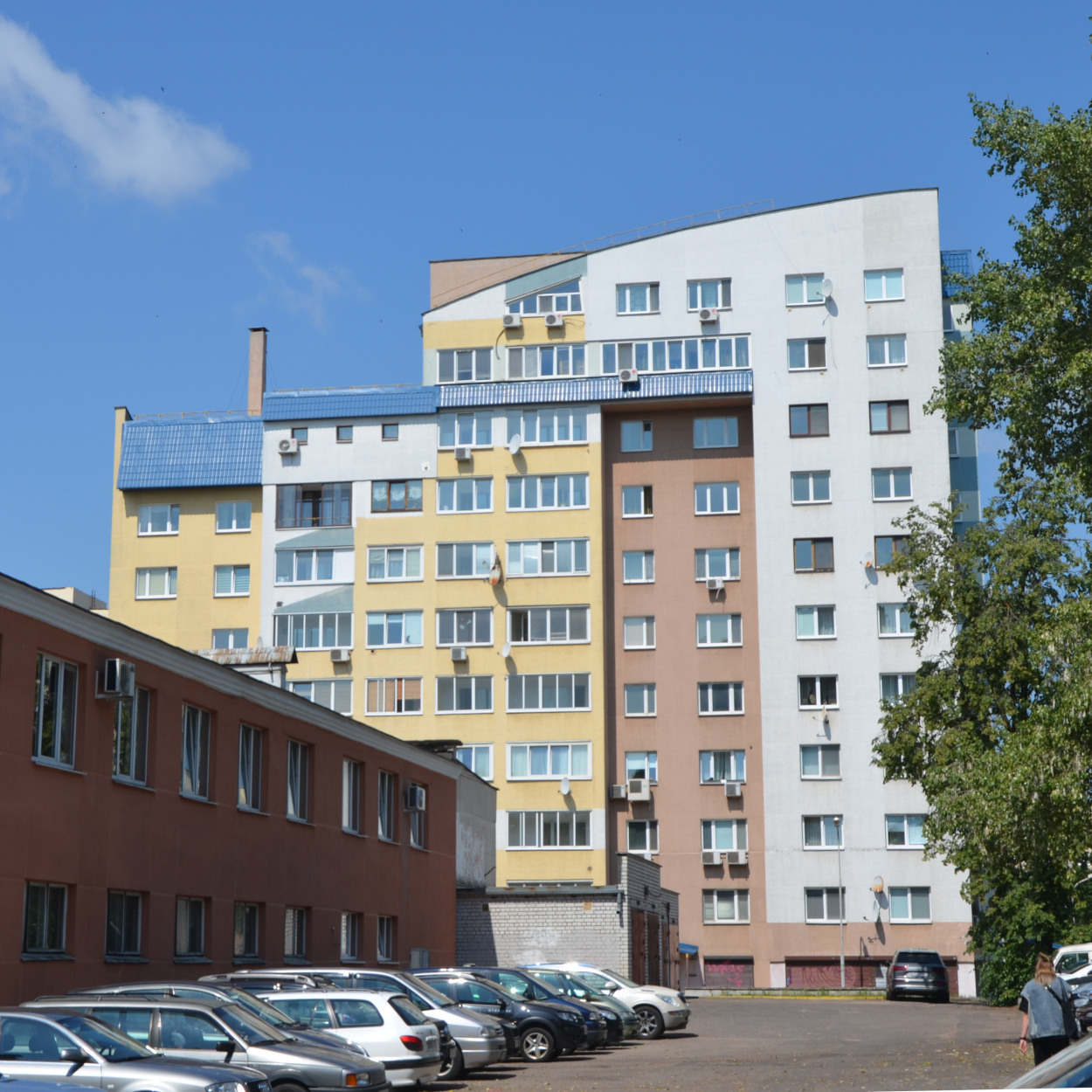 Минск, Калининградский переулок, 8; Улица Кузьмы Чорного, 9Б