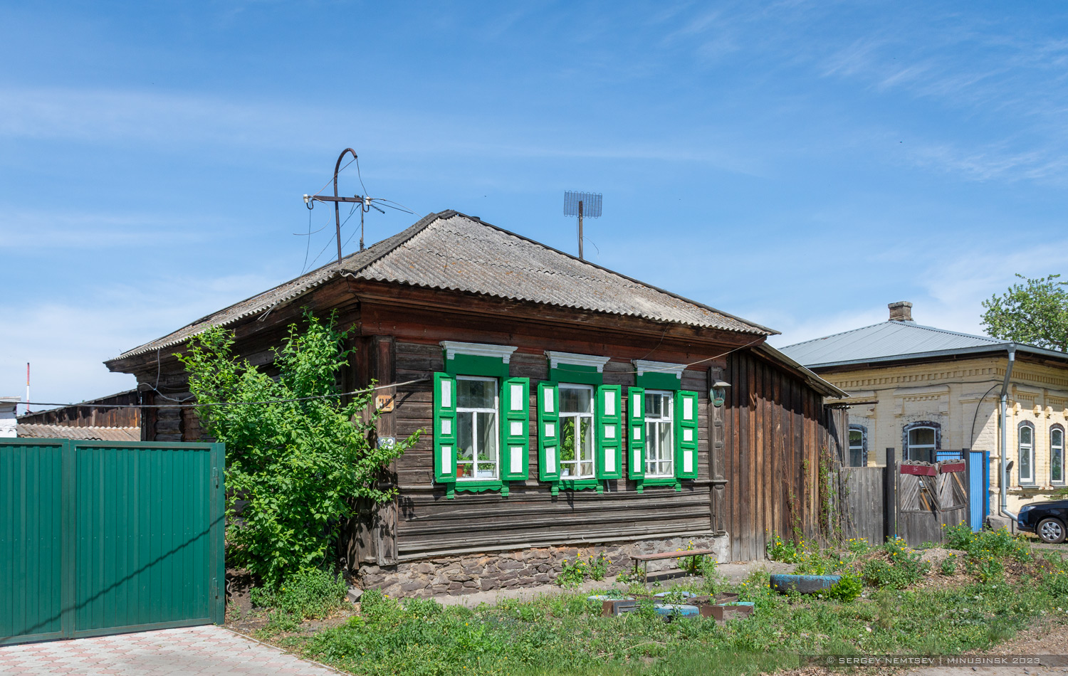 Минусинск, Набережная улица, 32