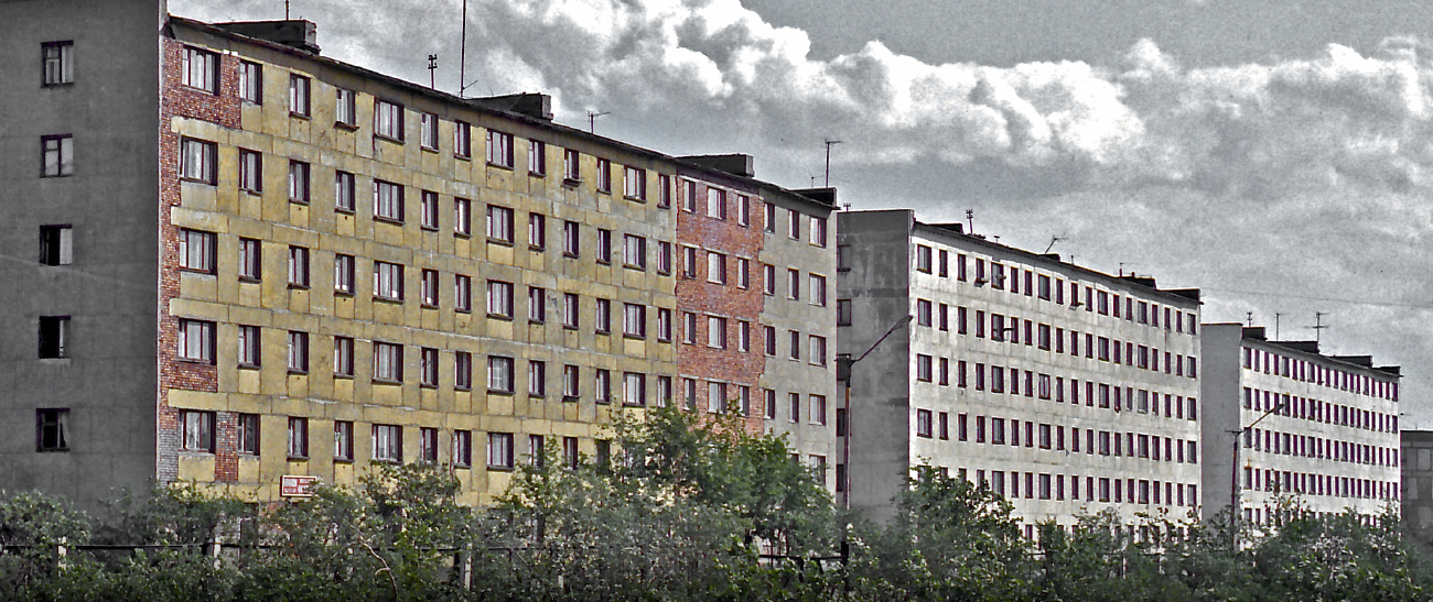 Никель, Спортивная улица, 1; Спортивная улица, 3; Спортивная улица, 5