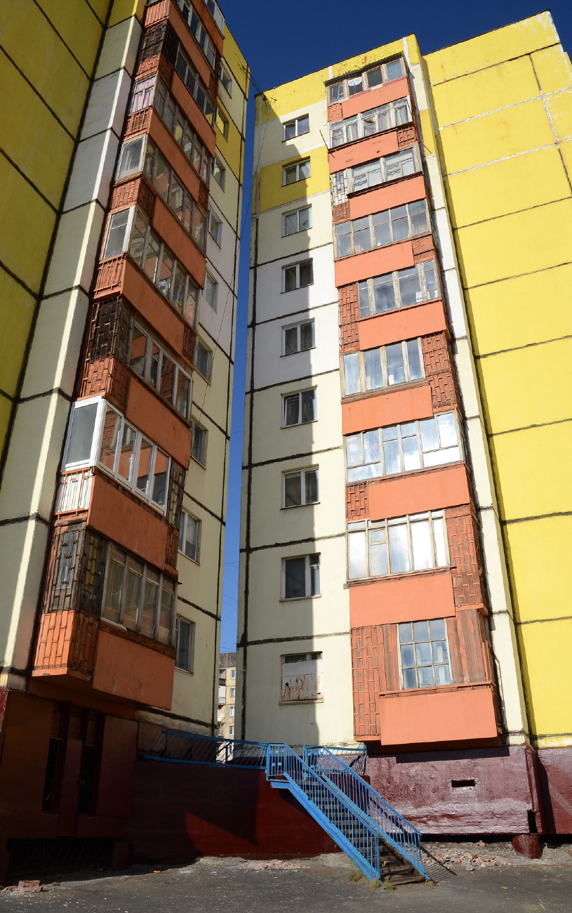 Norilsk, Проезд Котульского, 10 корп. 2; Проезд Котульского, 10 корп. 1