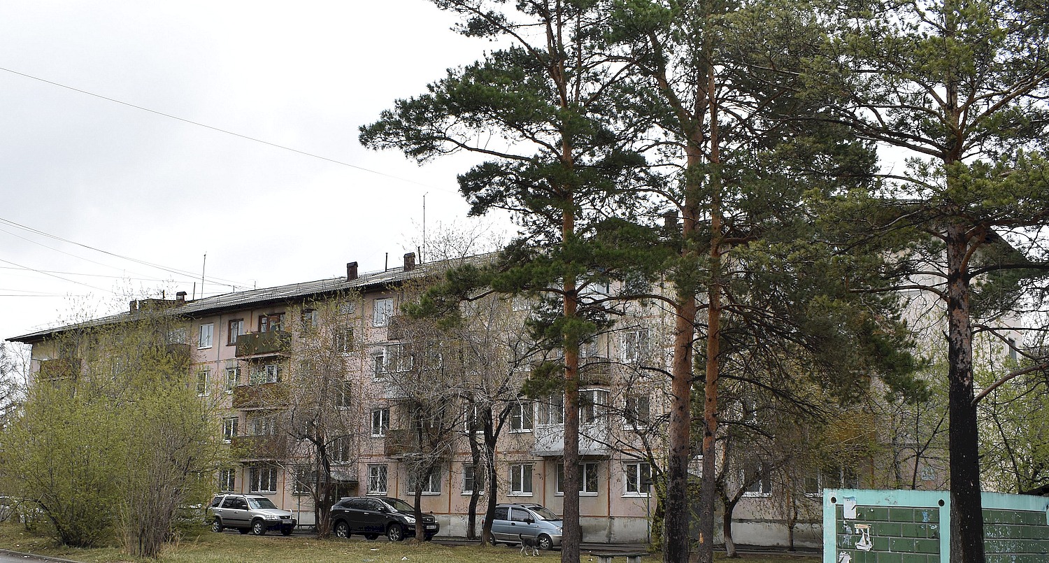 Шелехов, 18-й квартал, 35