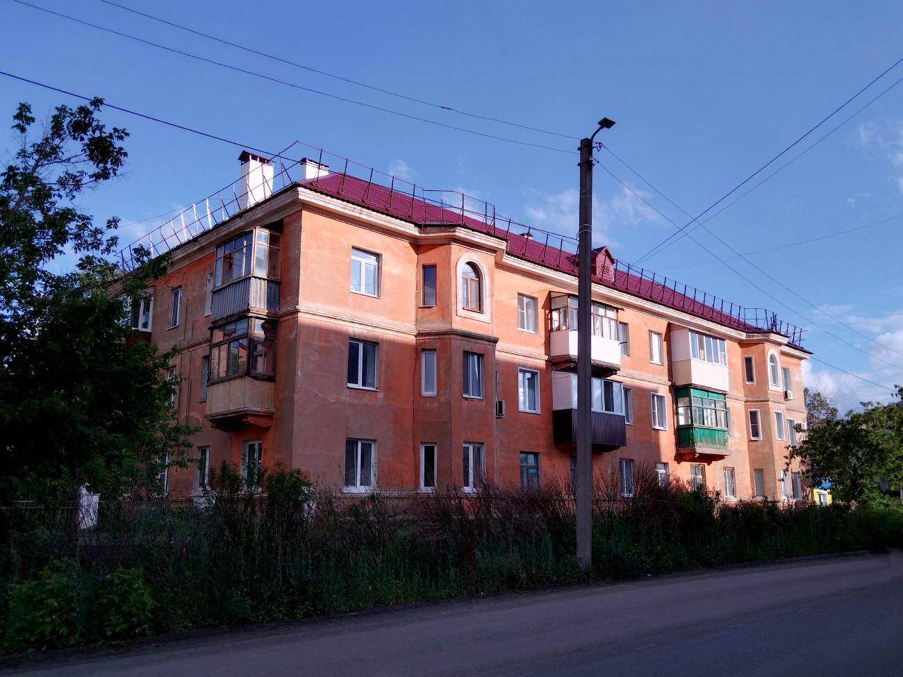 Медногорск, Улица Максима Горького, 11