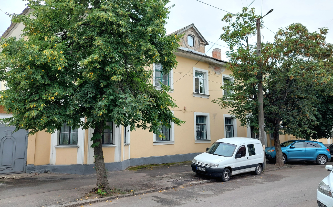 Кропивницький, Улица Тараса Карпы, 58