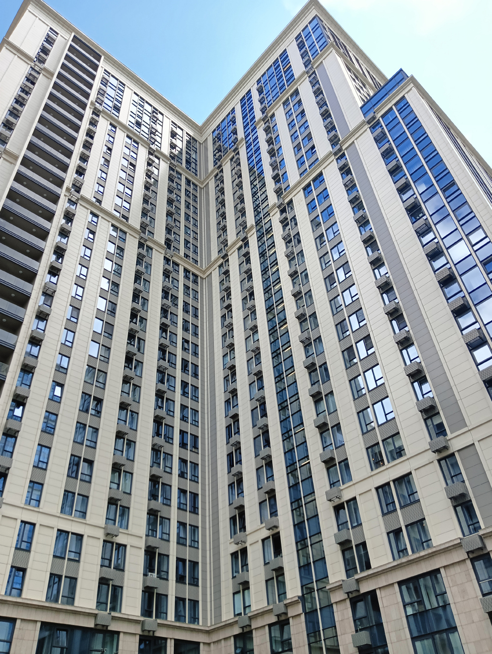 Москва, Улица Василисы Кожиной,  13