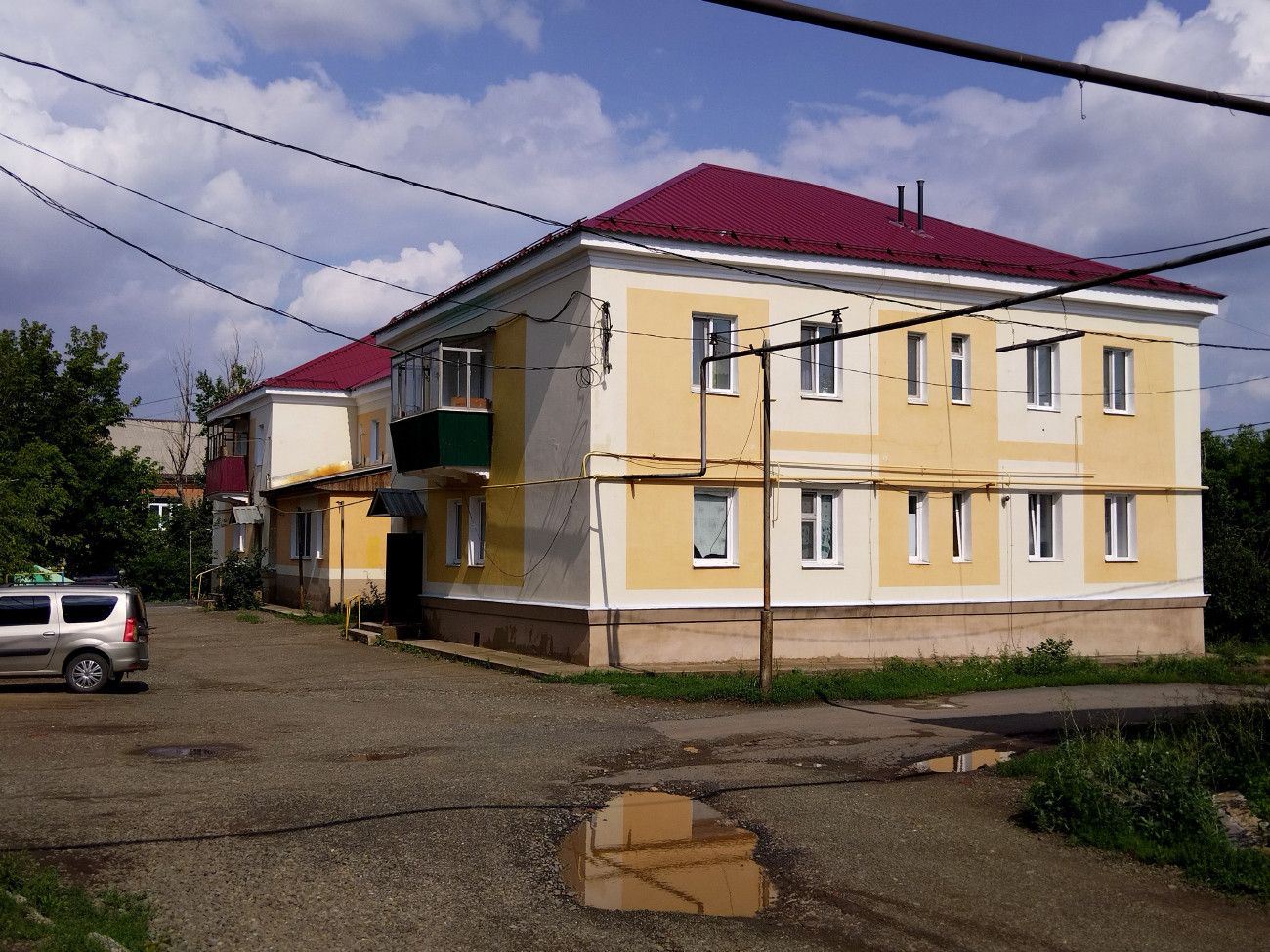 Медногорск, 2-я Школьная улица, 2