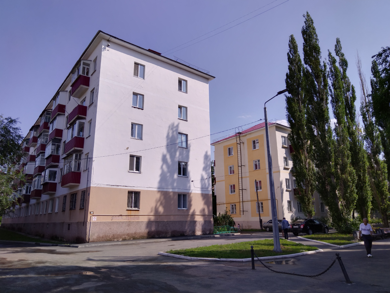Медногорск, Советская улица, 25; Советская улица, 27