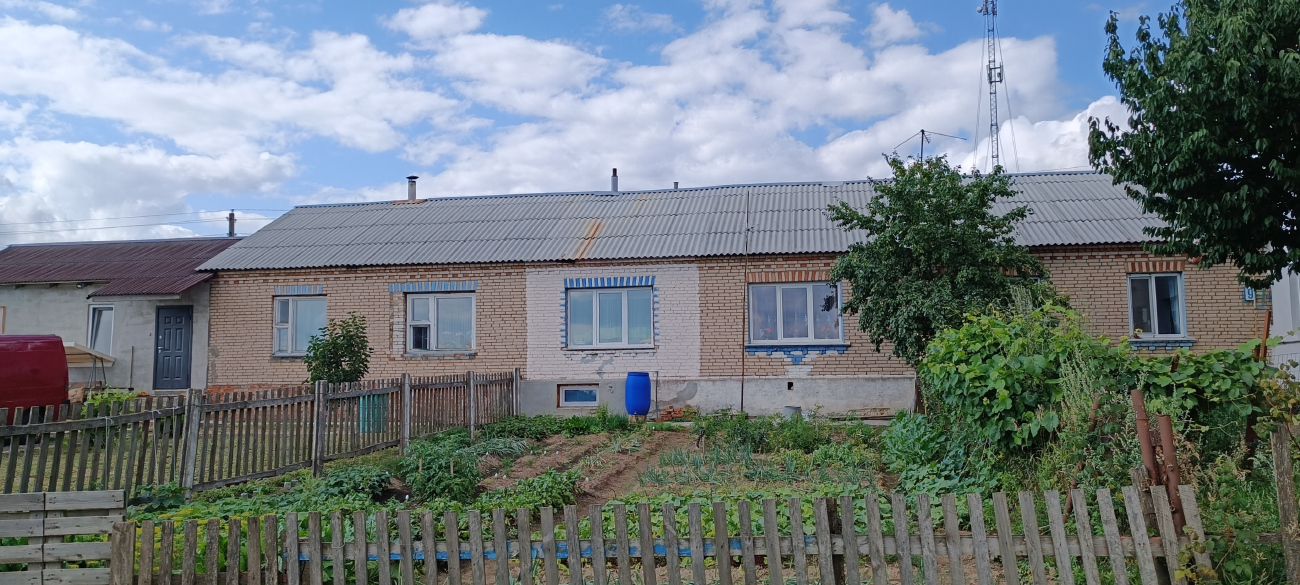 Канютичи, Школьная улица, 9