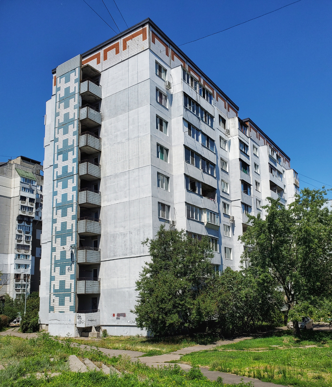 Черкассы, Улица Защитников Азовстали, 5