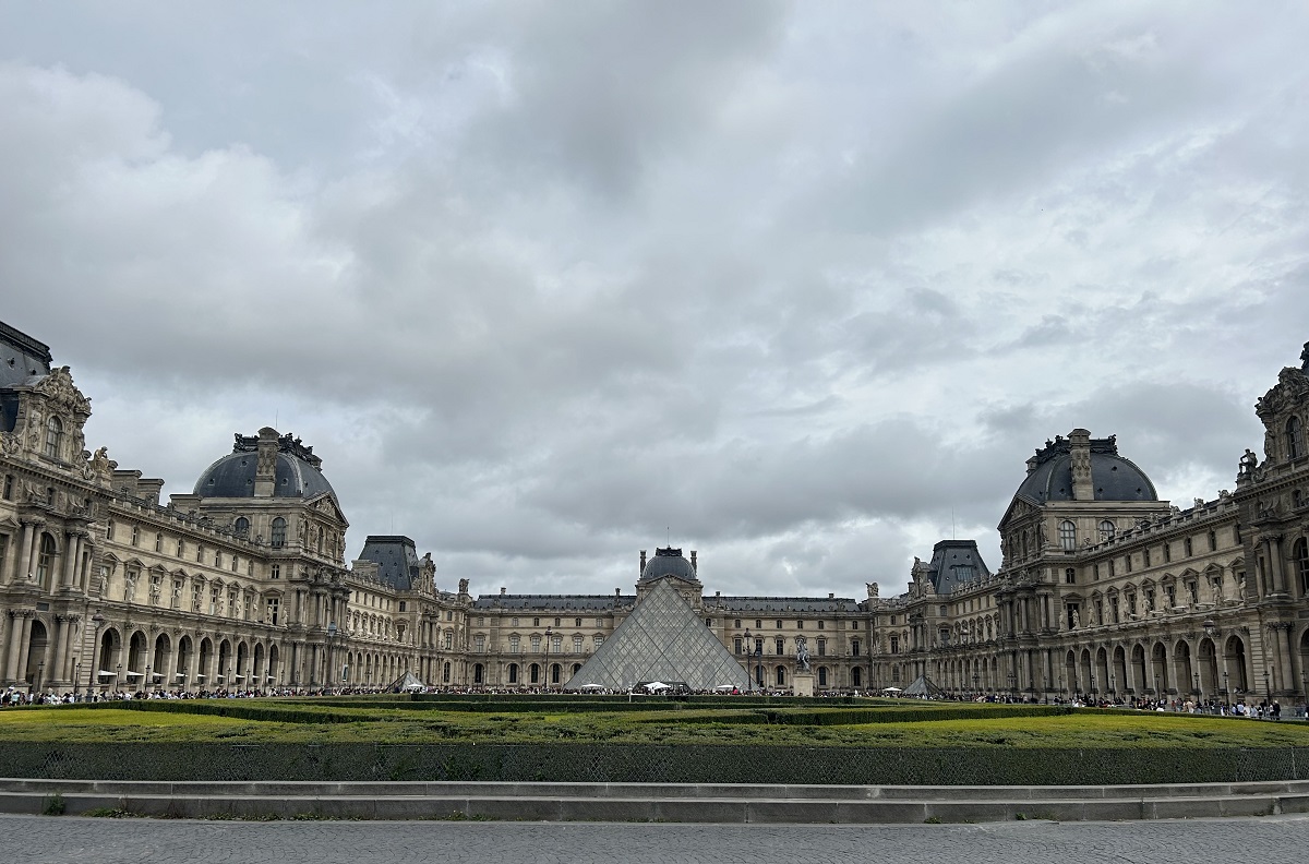 Париж, Quai François Mitterrand, 2