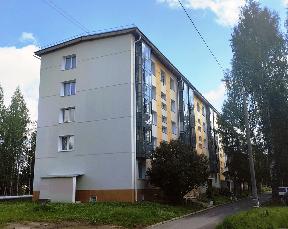 Мирный, Улица Дзержинского, 46