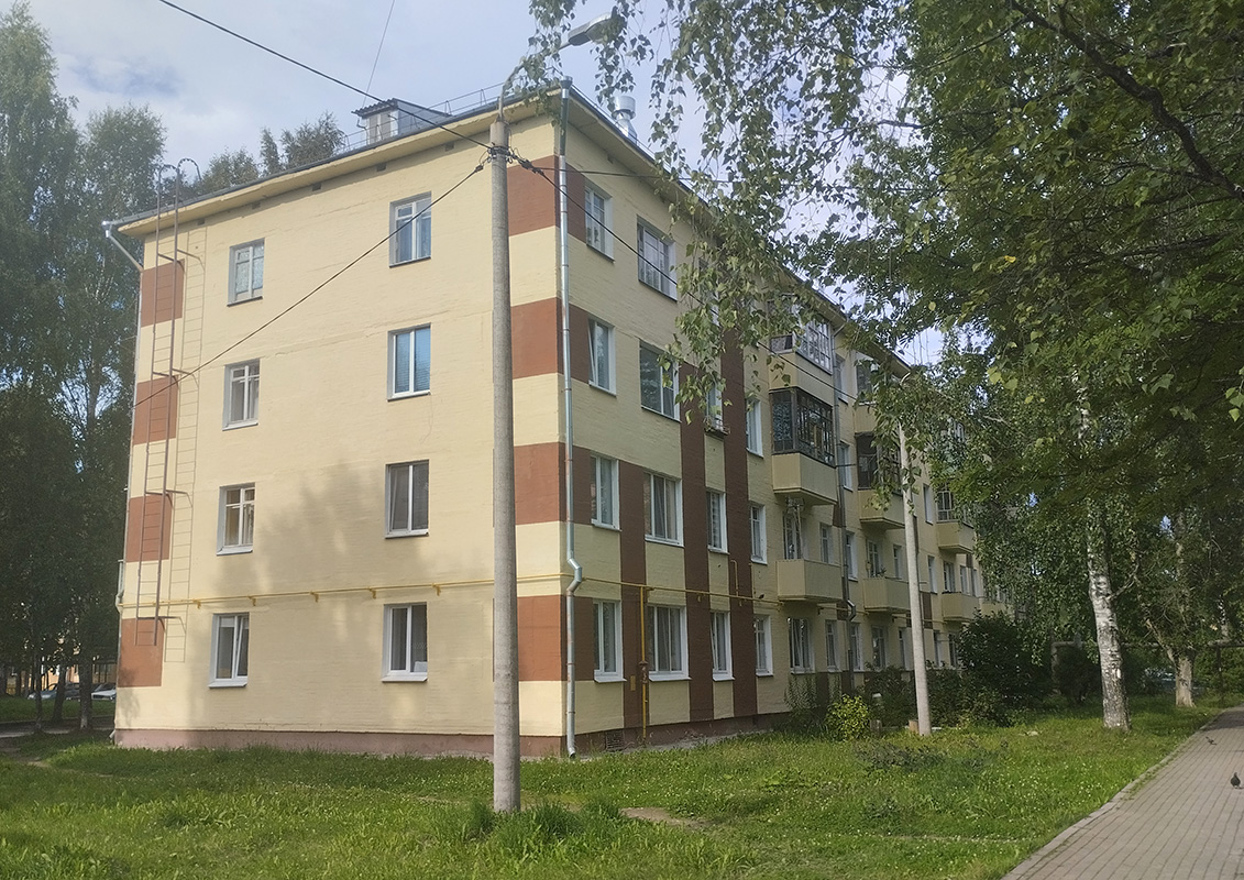 Мирный, Школьный переулок, 8