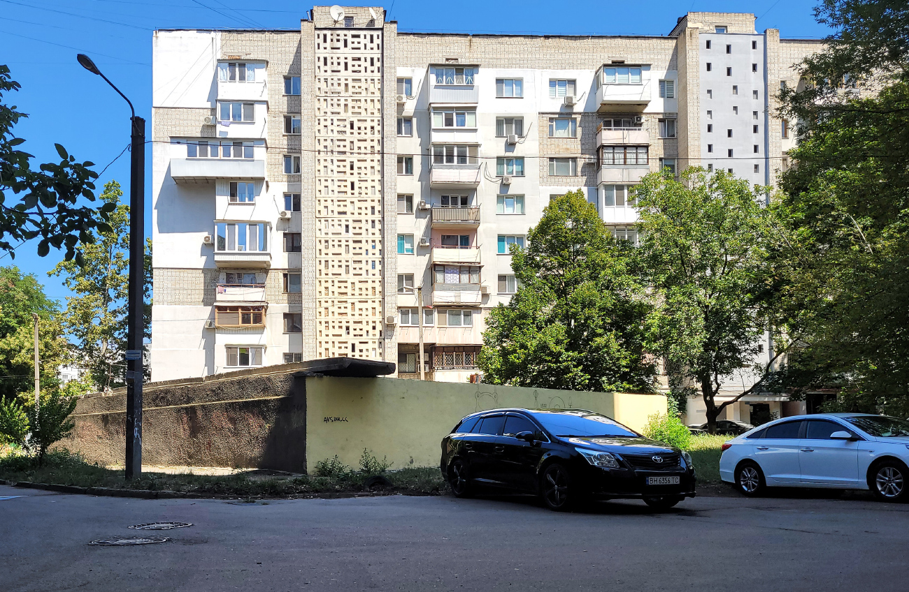 Odesa, Проспект Небесної сотні, 77а