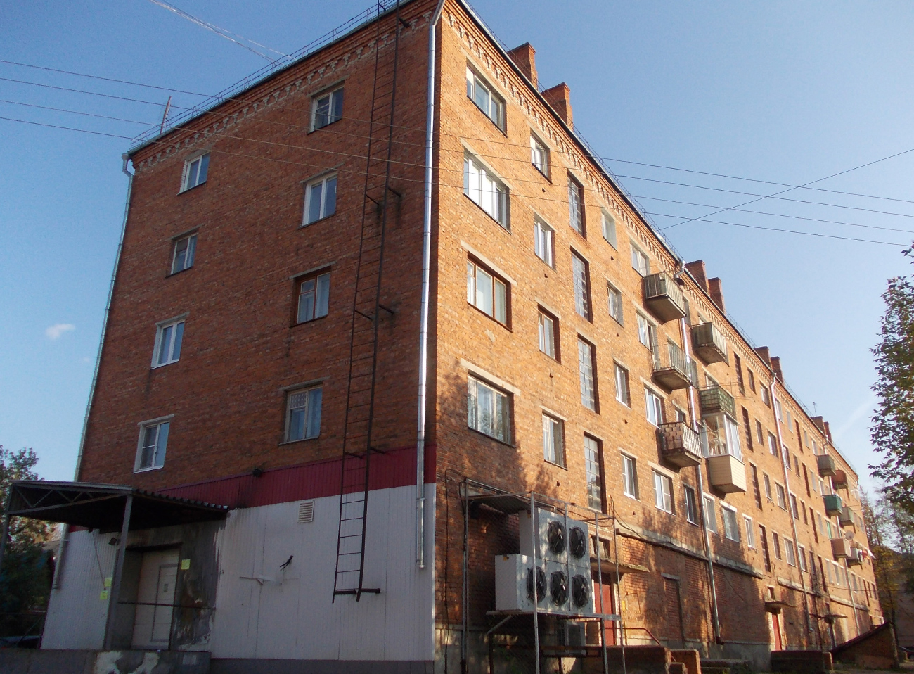 Запрудня, Переулок Мира, 9