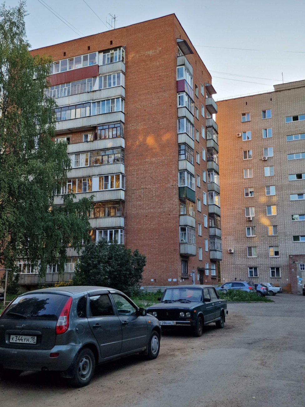 Glazov, Республиканская улица, 19