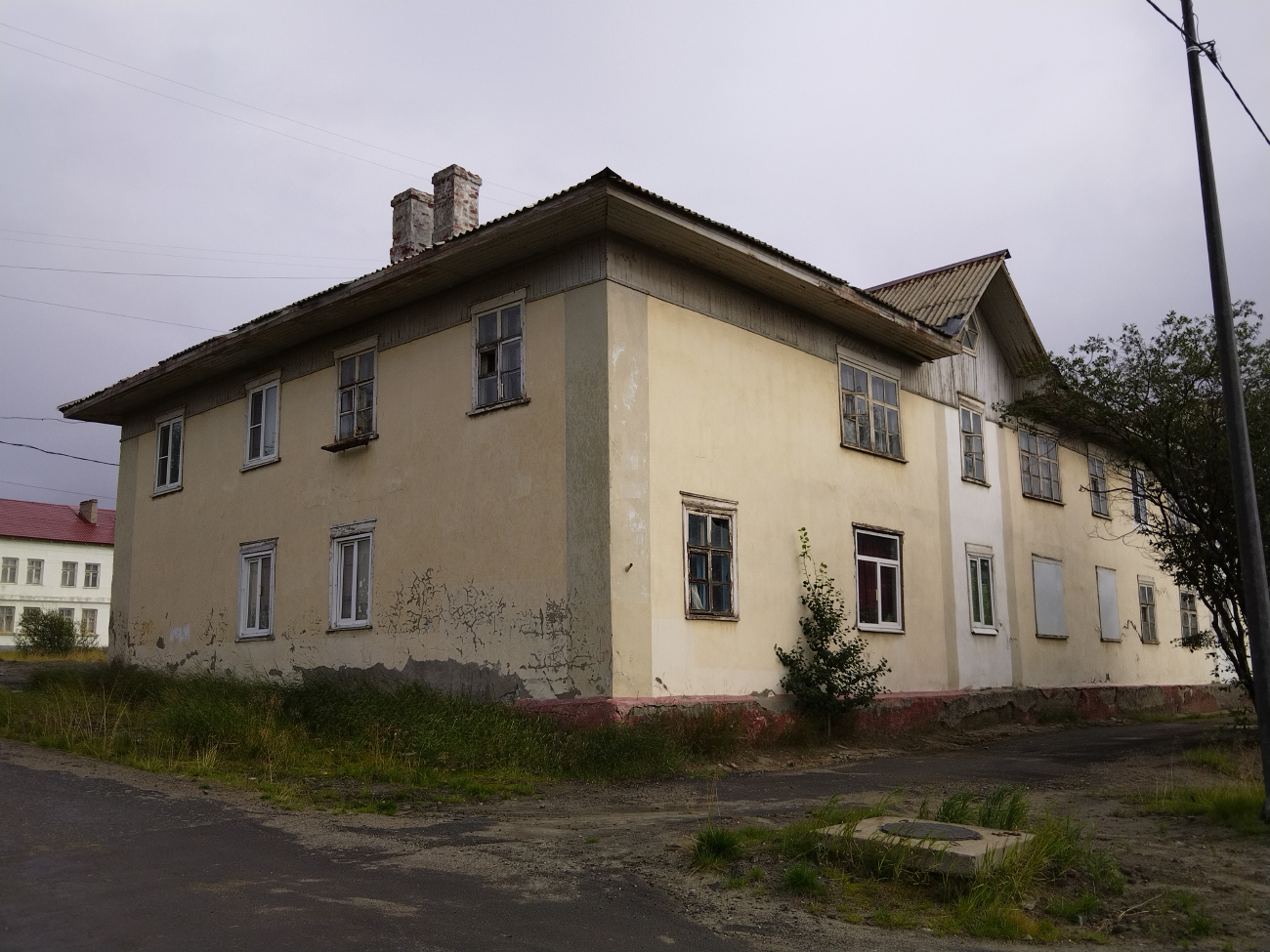 Никель, Улица 14 армии, 7