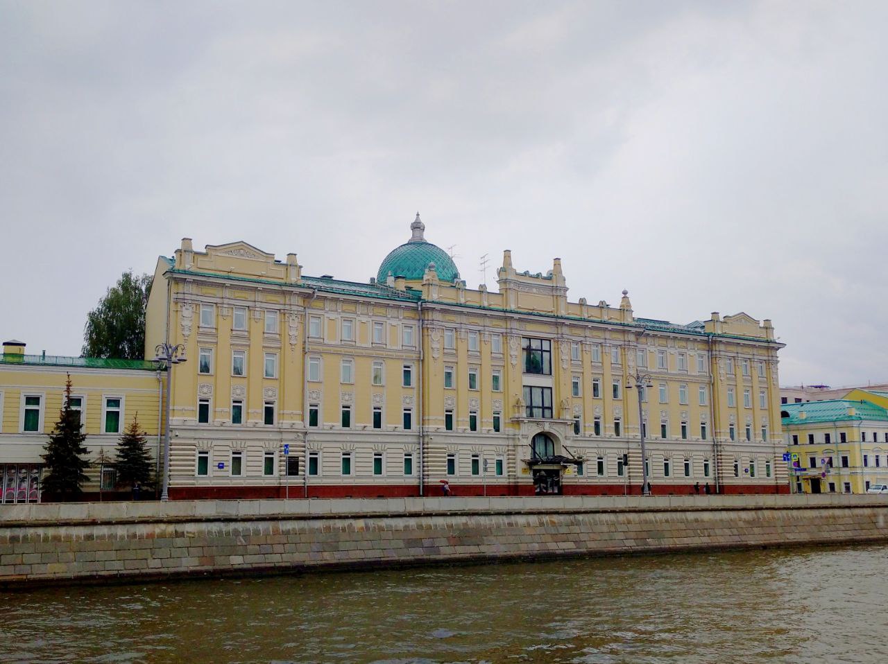 Москва, Софийская набережная, 26 / Фалеевский переулок, 1 стр. 1
