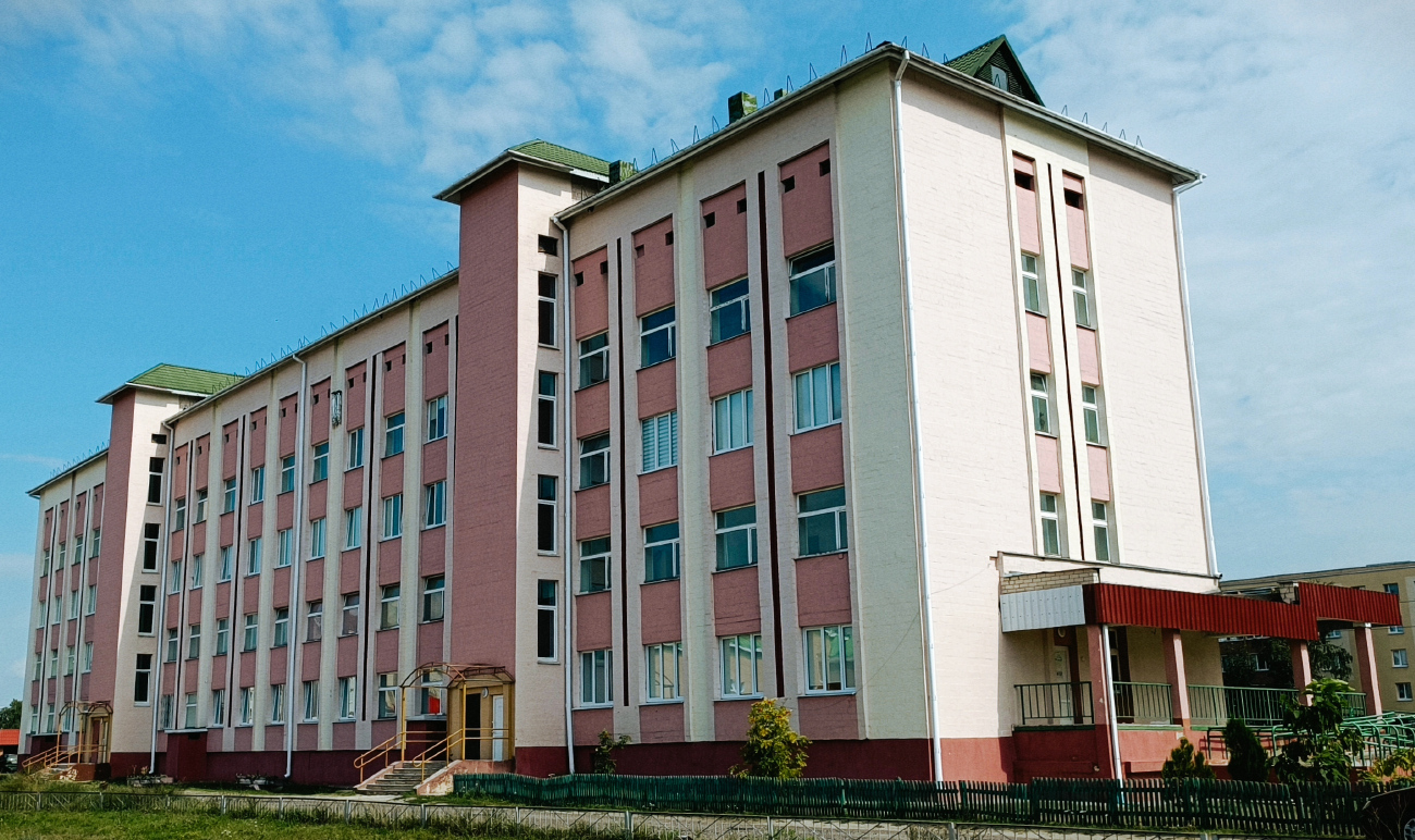 Житковичи, Приозёрная улица, 29