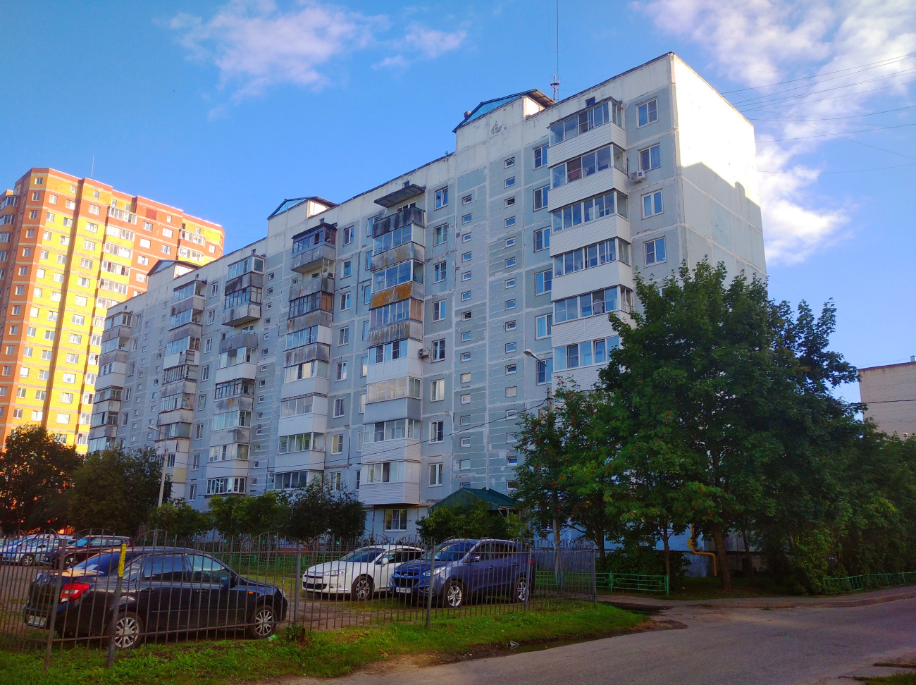 Сергиев Посад, Улица Осипенко, 4