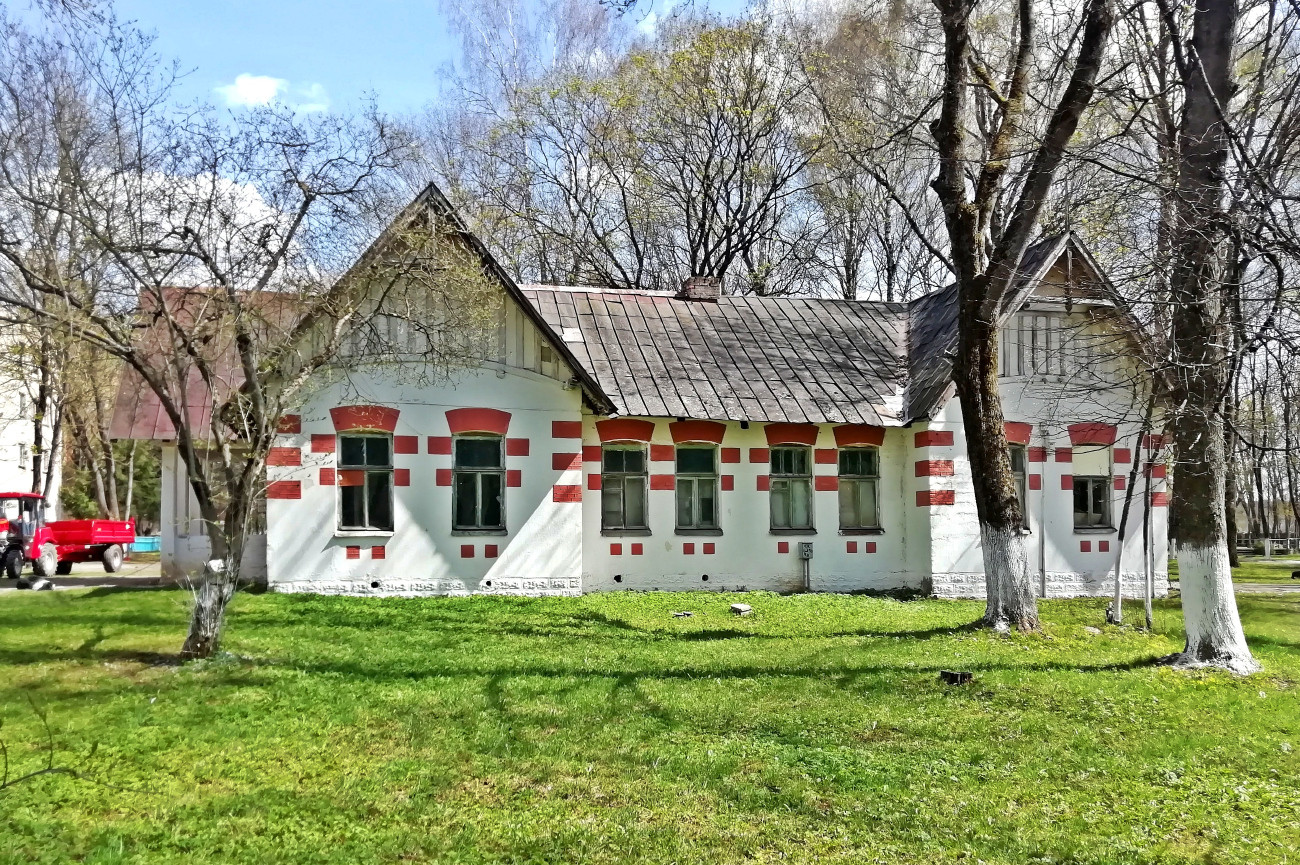 Лужесно, Спортивная улица, 3Б