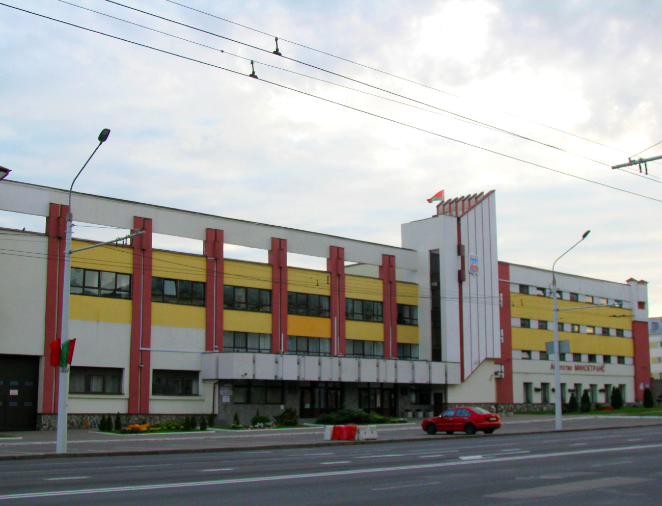 Мінск, Партизанский проспект, 6
