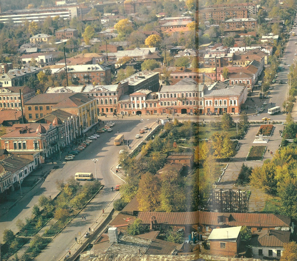 Сарапул, Улица Раскольникова, 115; Красная площадь, 7; Красная площадь, 5; Улица Раскольникова, 142; Улица Раскольникова, 140; Советская улица, 1; Советская улица, 7А; Улица Горького, 14А; Красноармейская улица, 79; Красноармейская улица, 68; Советская улица, 25; Улица Карла Маркса, 23; Улица Азина, 17