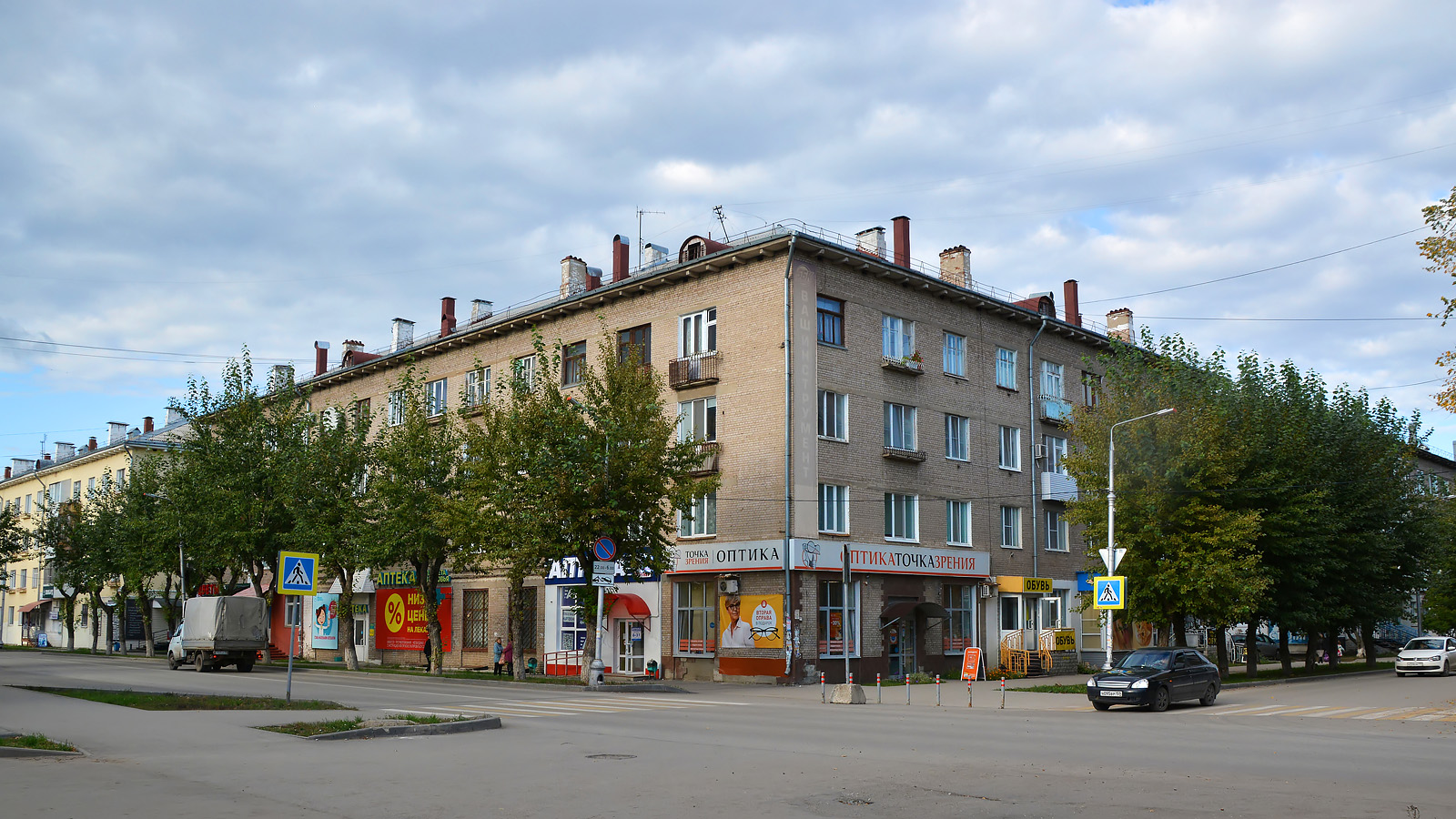 Краснокамск, Комсомольский проспект, 13
