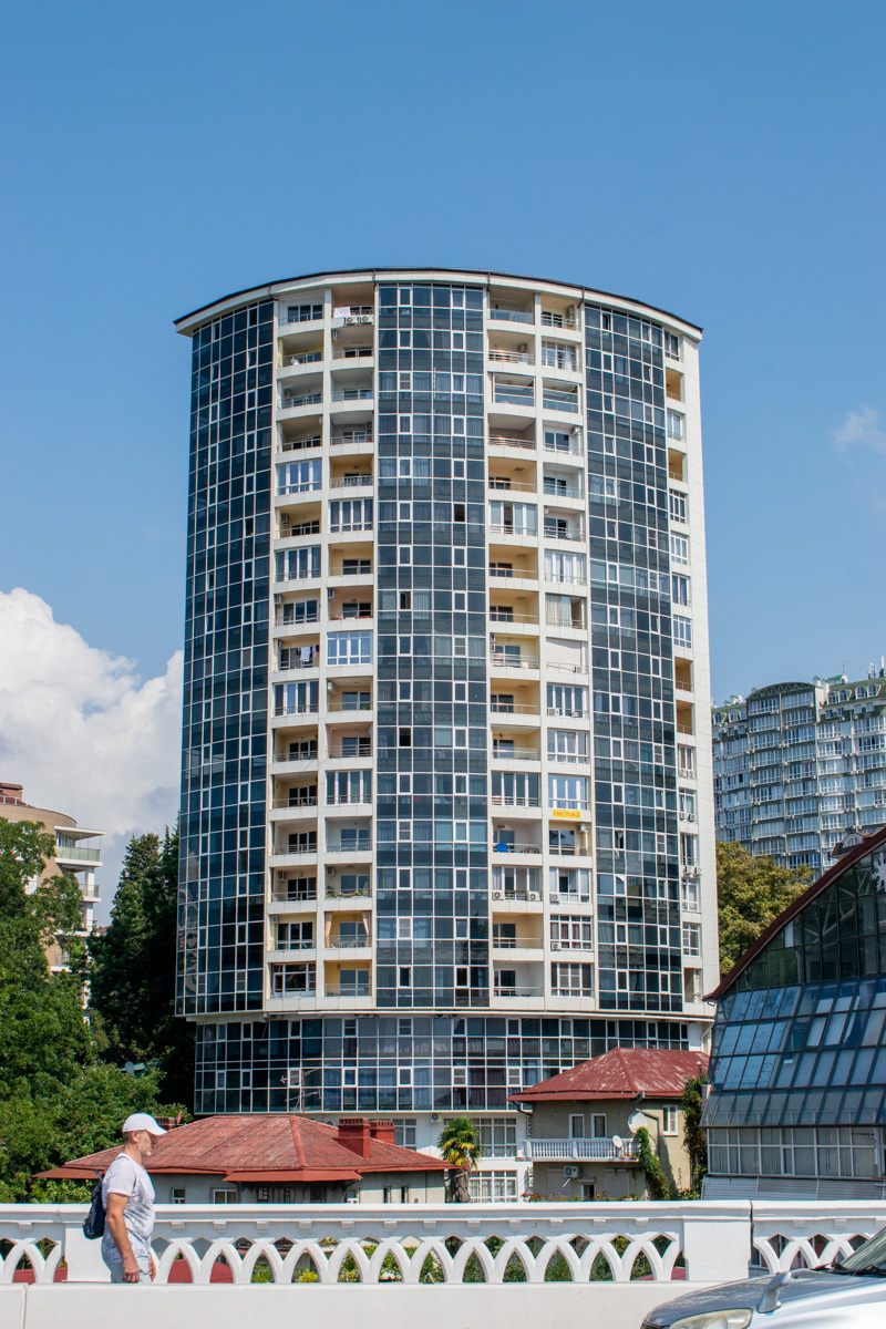 Сочи, Учительская улица, 9