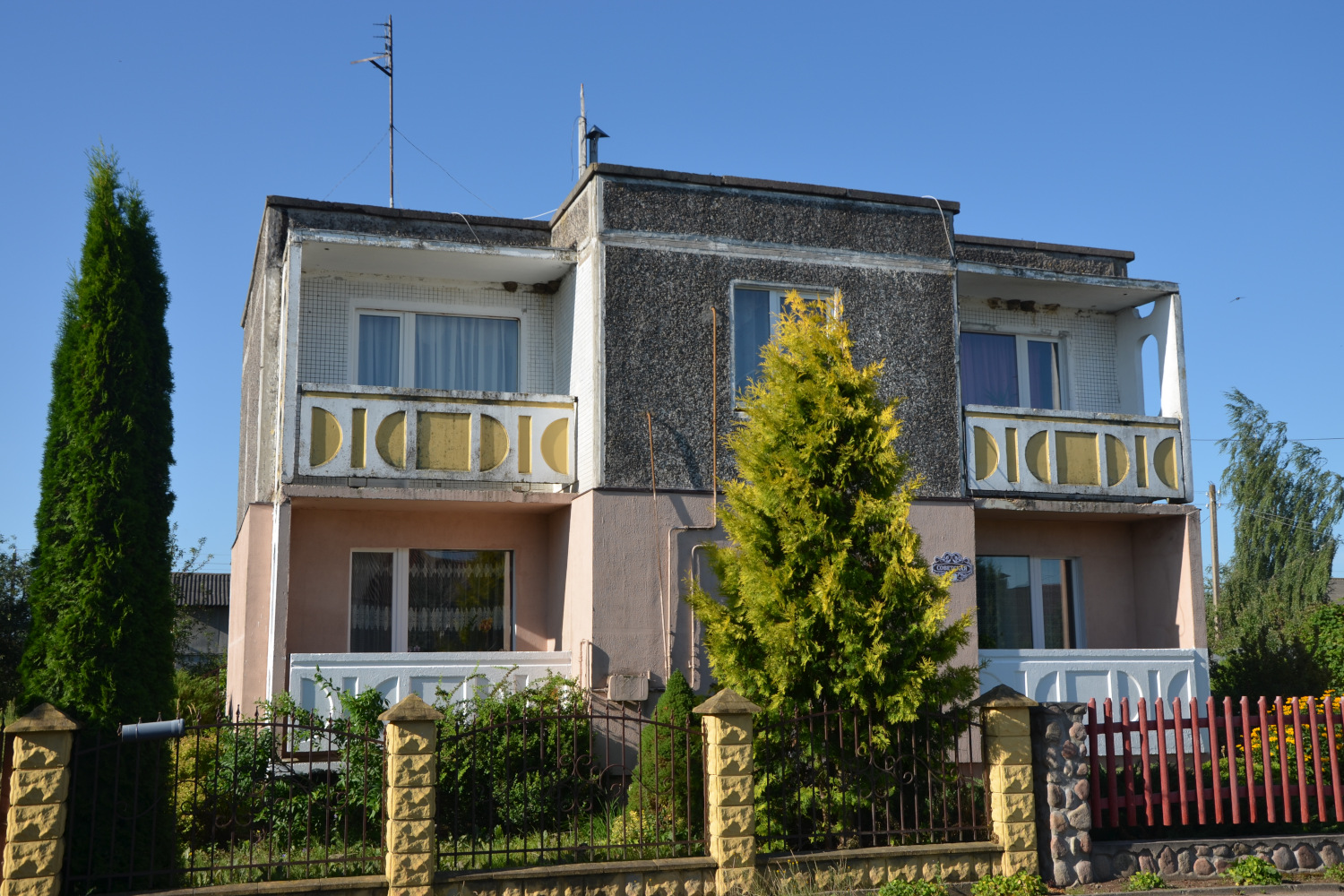 Ворняны, Советская улица, 157