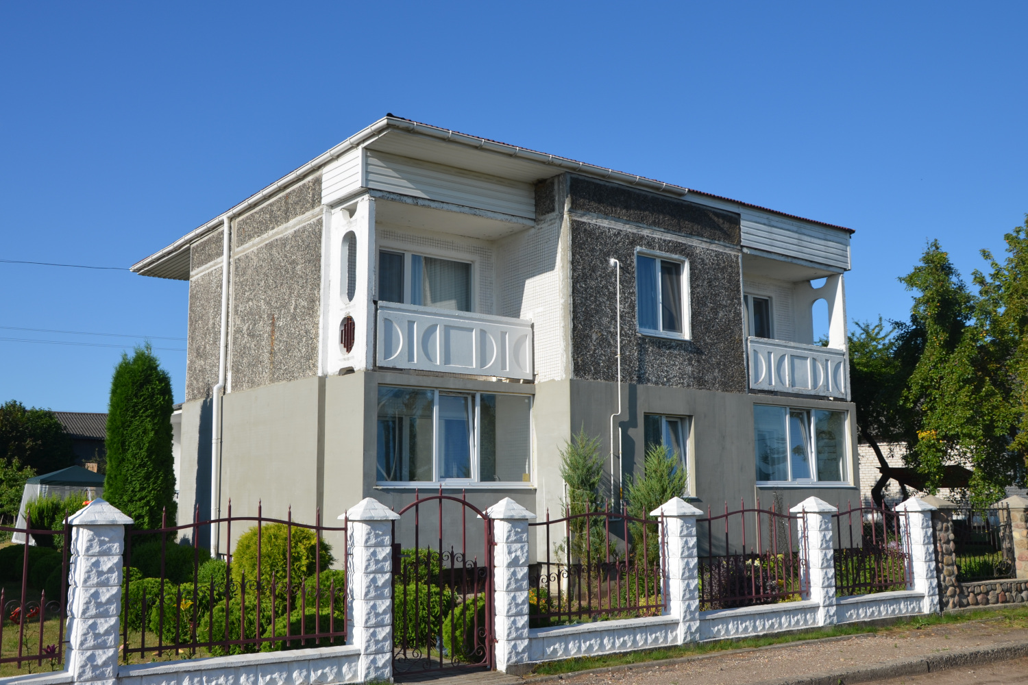 Ворняны, Советская улица, 163