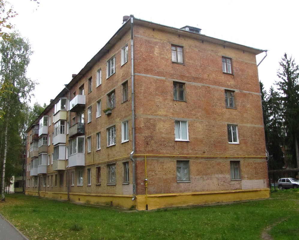 Мирный, Школьный переулок, 6