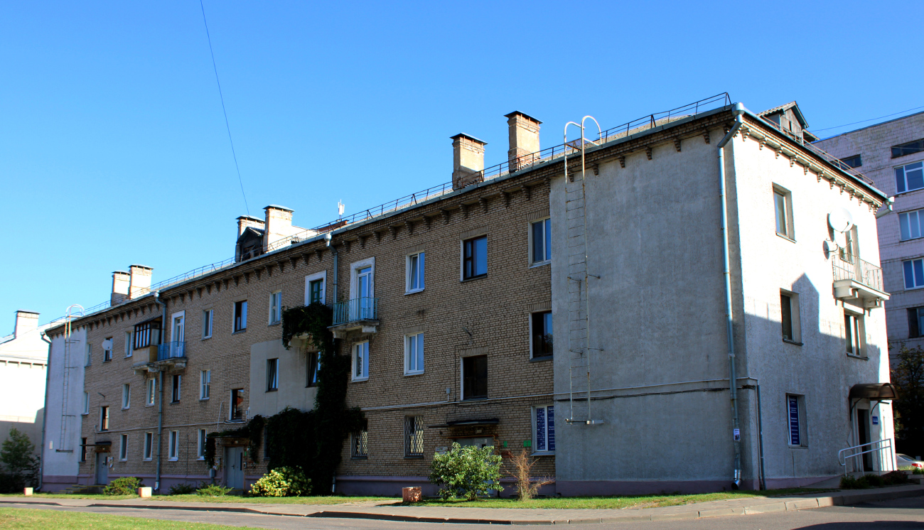 Минск, Улица Серафимовича, 4
