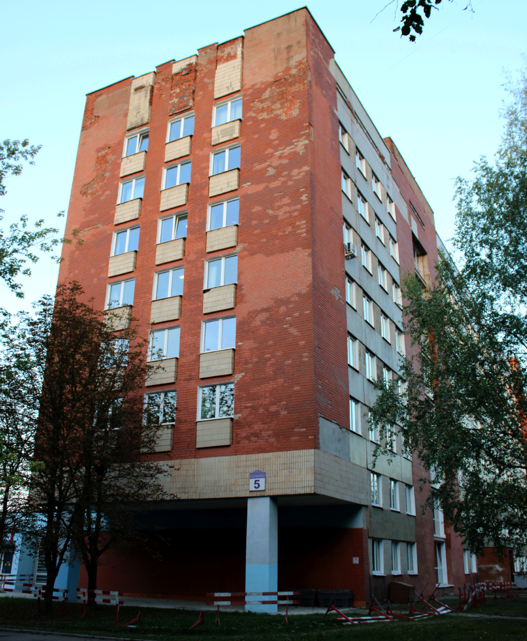 Минск, Улица Академика Курчатова, 5