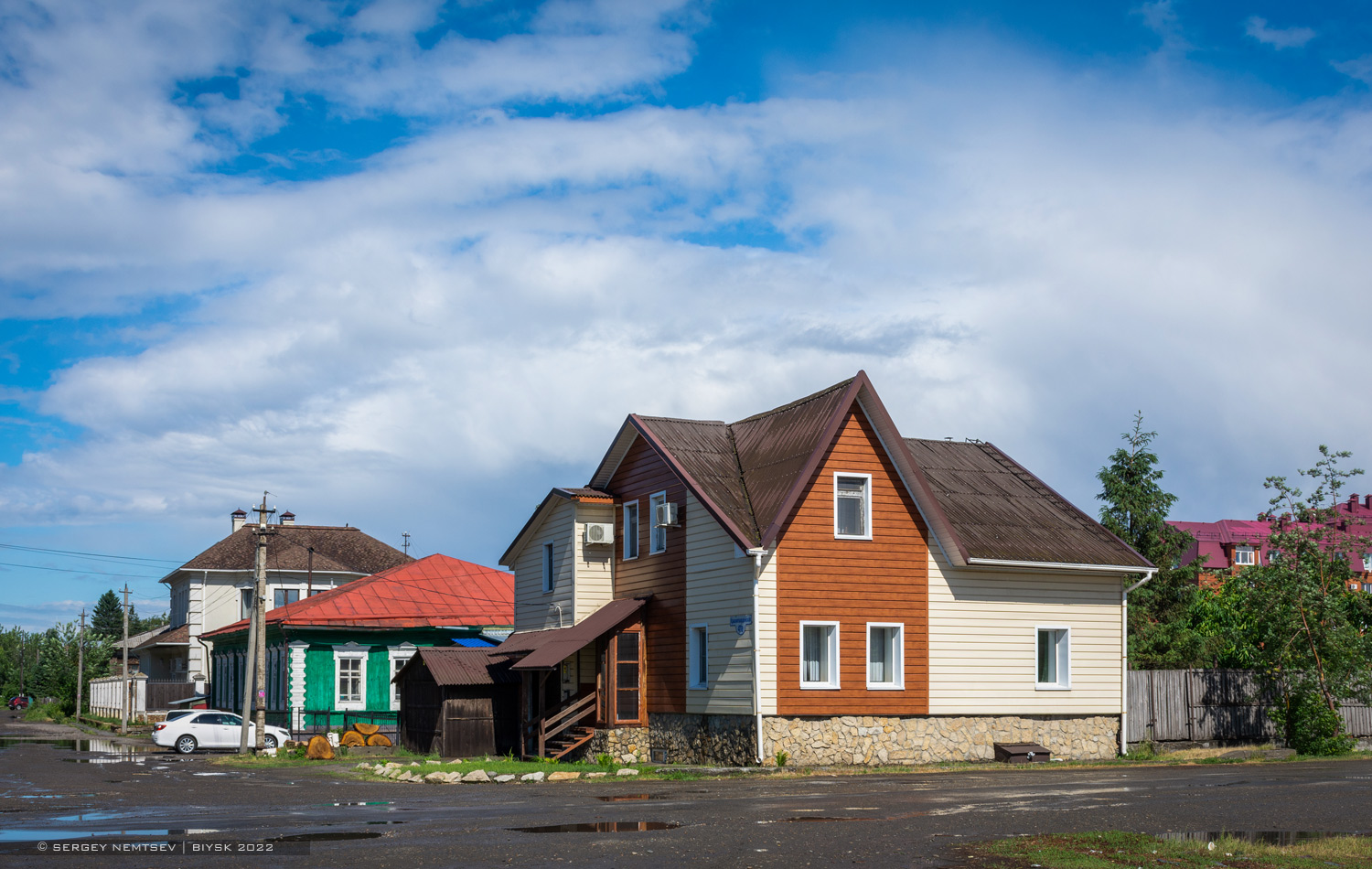 Бийск, Красногвардейская улица, 41; Красногвардейская улица, 41А