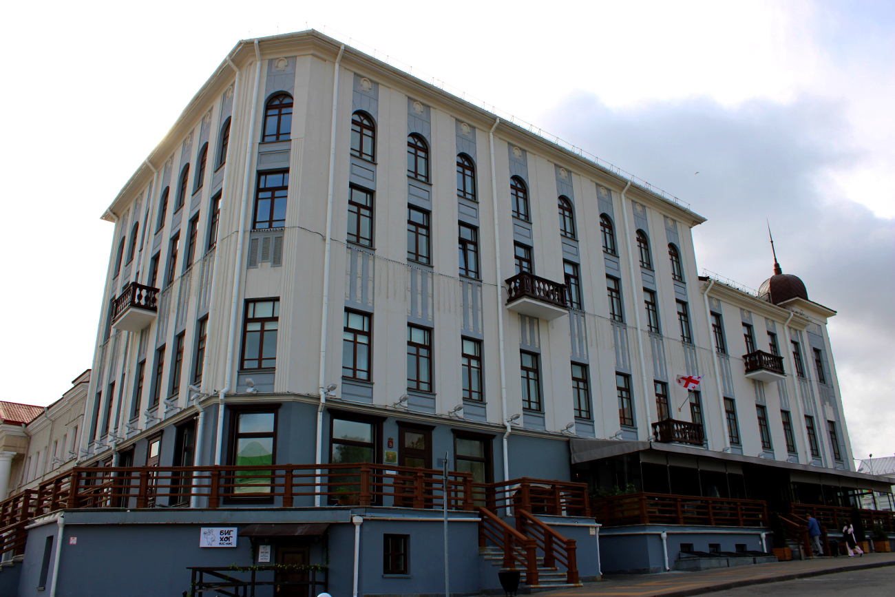 Минск, Площадь Свободы, 4