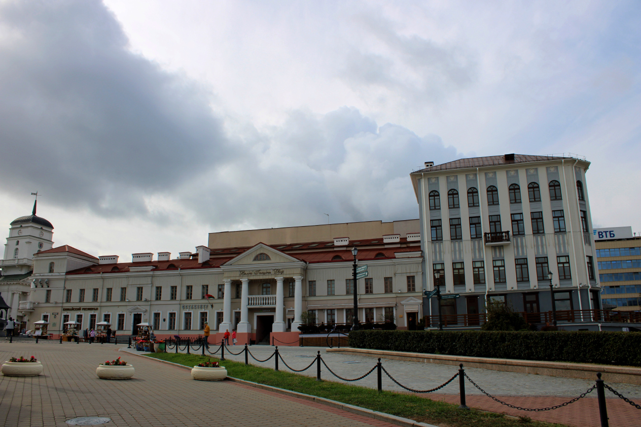 Минск, Площадь Свободы, 8