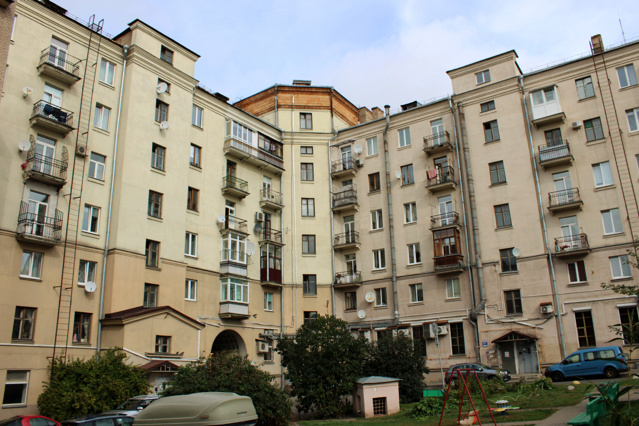 Минск, Улица Ленина, 2 / Интернациональная улица, 26