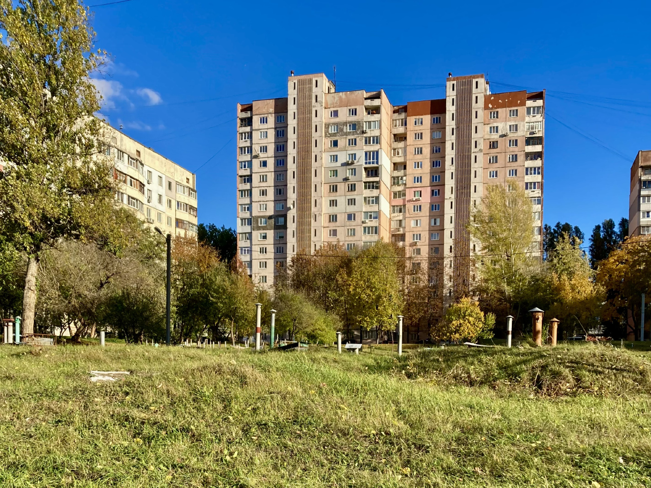 Charków, Улица Героев Труда, 17А (п. 1); Улица Героев Труда, 17А (п. 2); Улица Героев Труда, 17Б