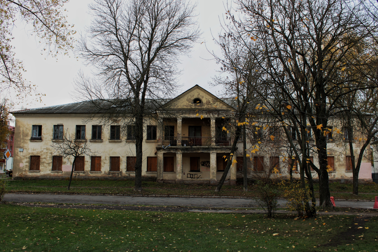 Минск, Улица Станиславского, 13 / Стрелковая улица, 11