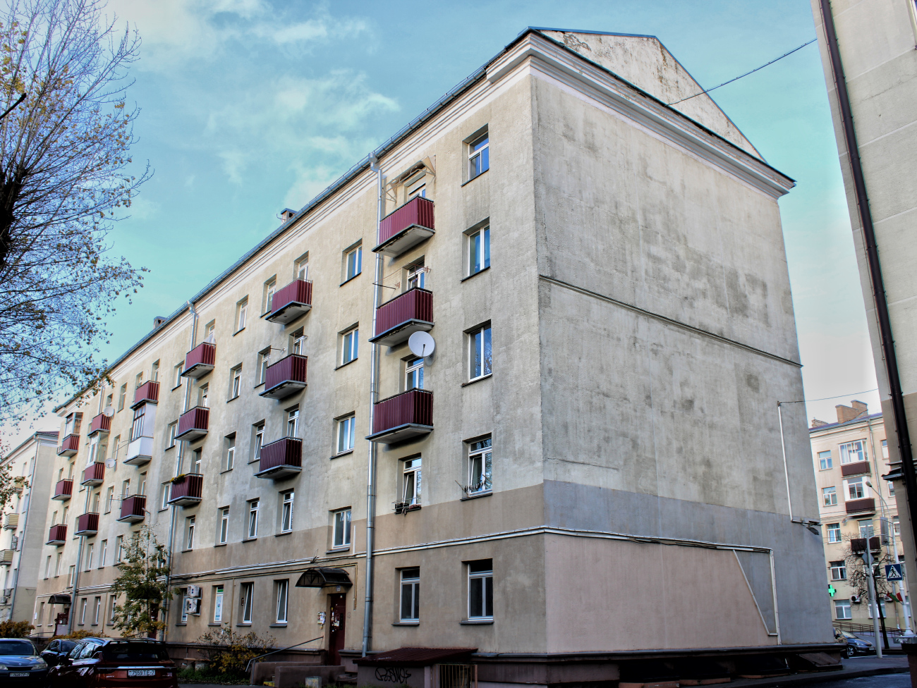 Минск, Долгобродская улица, 8