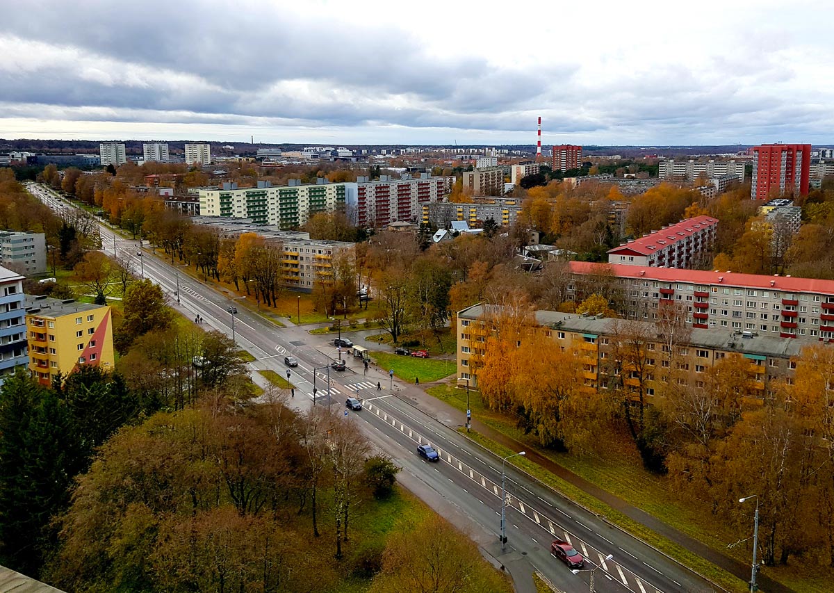 Таллин, Mustamäe tee, 106; Eduard Vilde tee, 82; Eduard Vilde tee, 84. Таллин — Жилой район Мустамяэ в Таллине