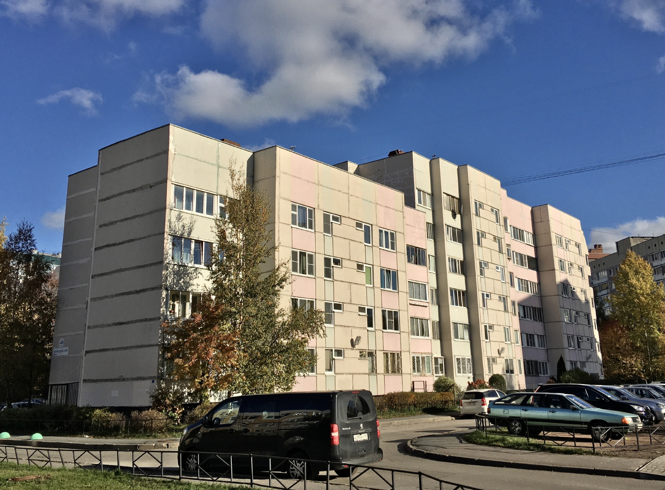 Санкт-Петербург, Комендантский проспект, 40 корп. 2