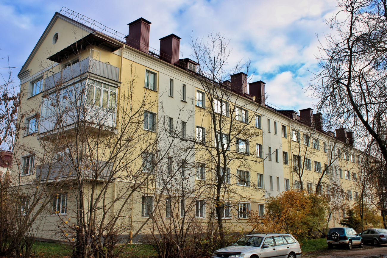 Минск, Центральная улица, 1 / Улица Лизы Чайкиной, 2