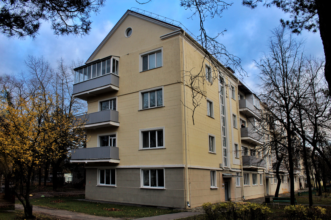 Минск, Центральная улица, 4 / Улица Лизы Чайкиной, 3