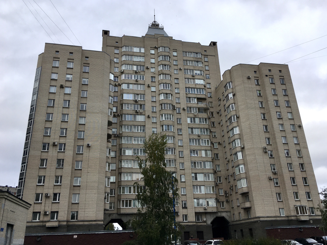 Санкт-Петербург, Улица Галстяна, 1