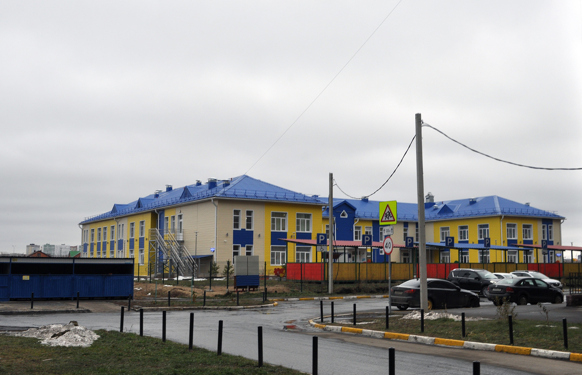 Омск, Улица Шаронова, 11
